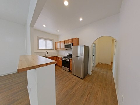 Floor plan for 2 beds, 1 bath, 1150 sqft
